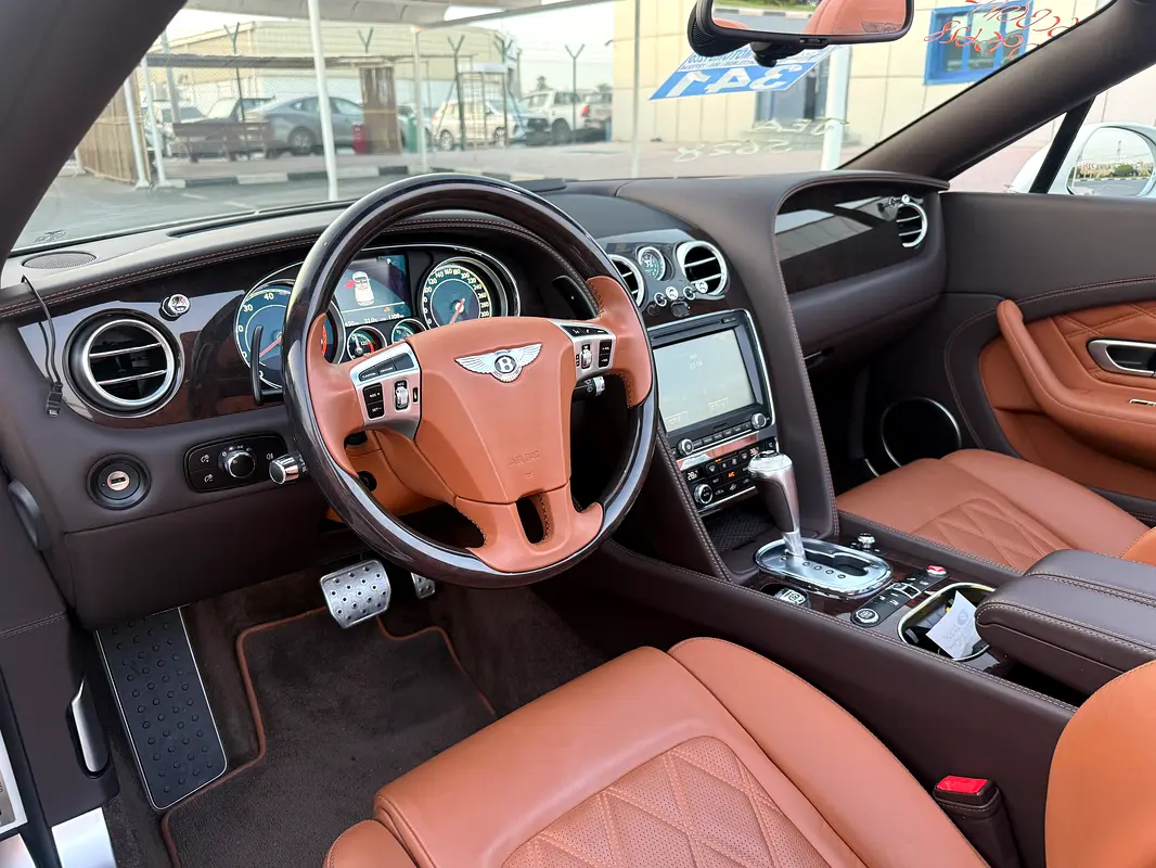 BENTLEY Continental GTC Speed 2014 - photo 8 - Import Émirats | International Cars