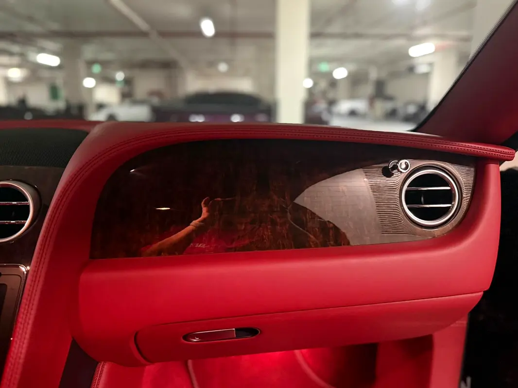 BENTLEY Continental GT 2015 - photo 11 - Import Émirats | International Cars