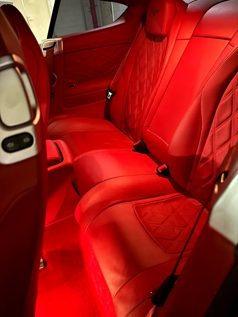 BENTLEY Continental GT 2015 - photo 12 - Import Émirats | International Cars