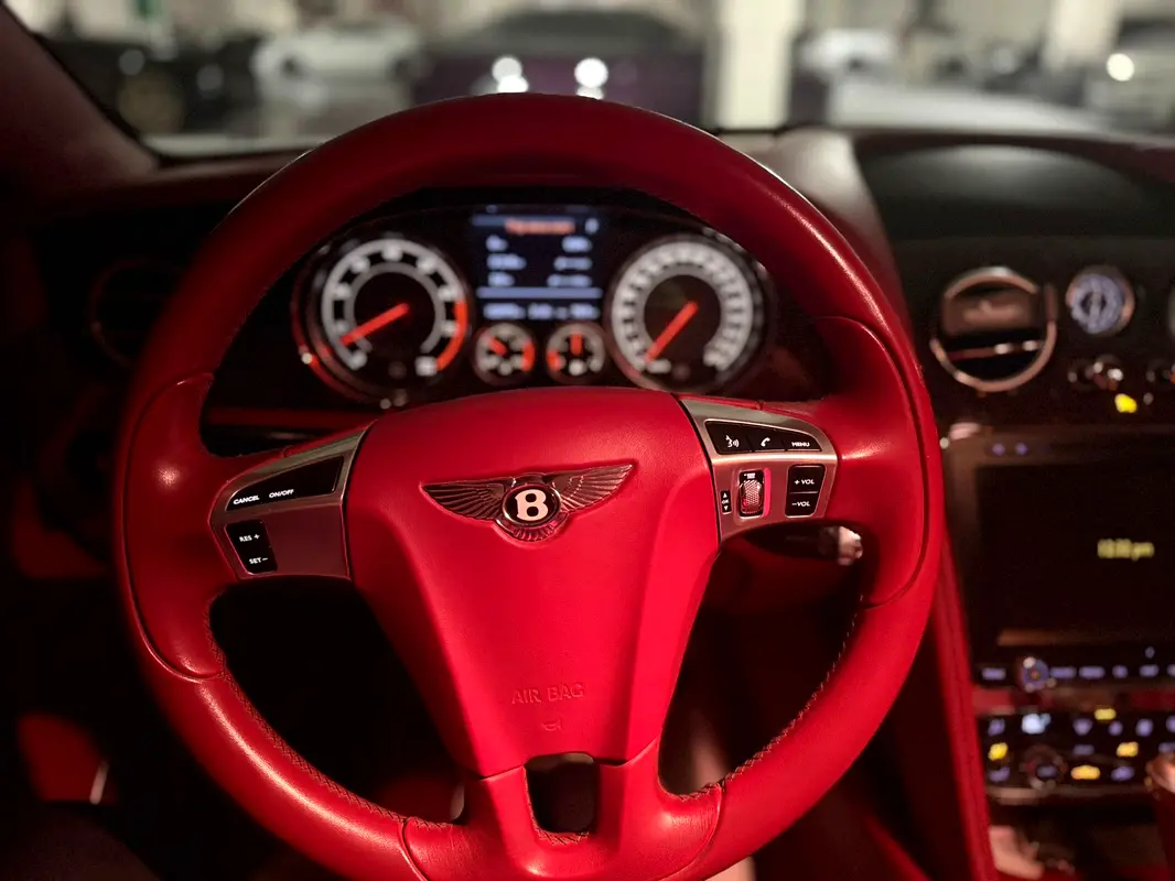 BENTLEY Continental GT 2015 - photo 9 - Import Émirats | International Cars