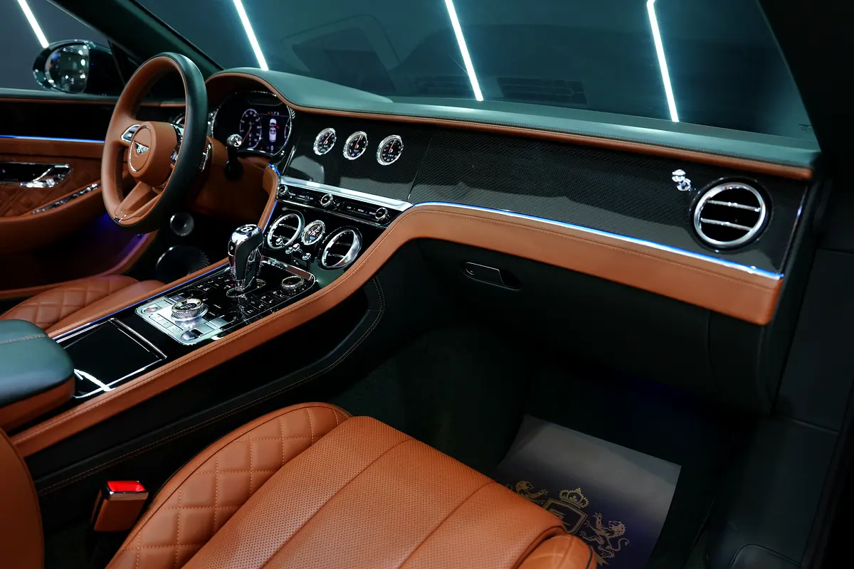 BENTLEY Continental GTC 2022 - photo 9 - Import Émirats | International Cars