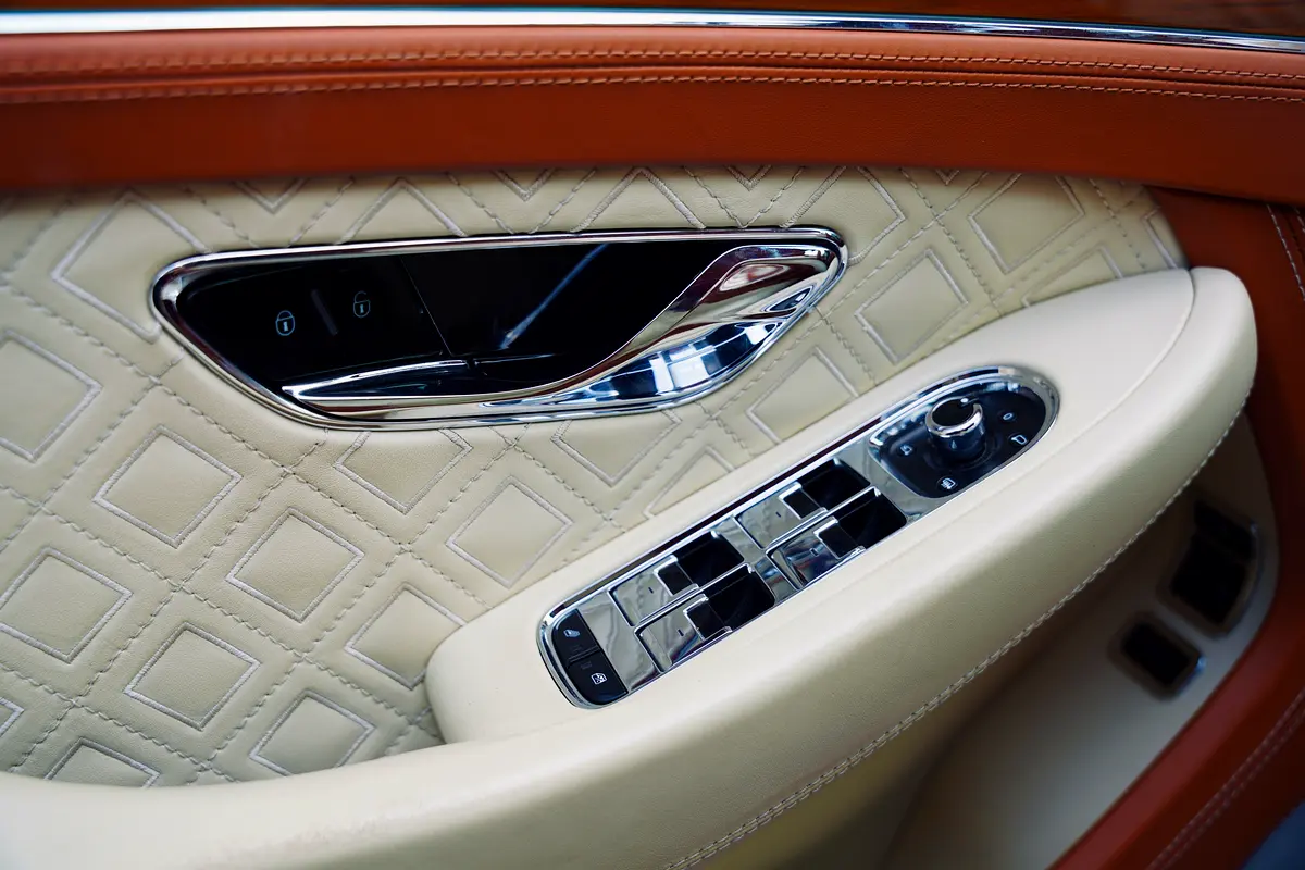 BENTLEY Continental GT 2019 - photo 11 - Import Émirats | International Cars