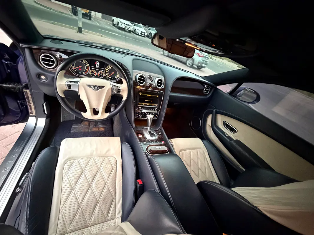 BENTLEY Continental GT 2015 - photo 11 - Import Émirats | International Cars