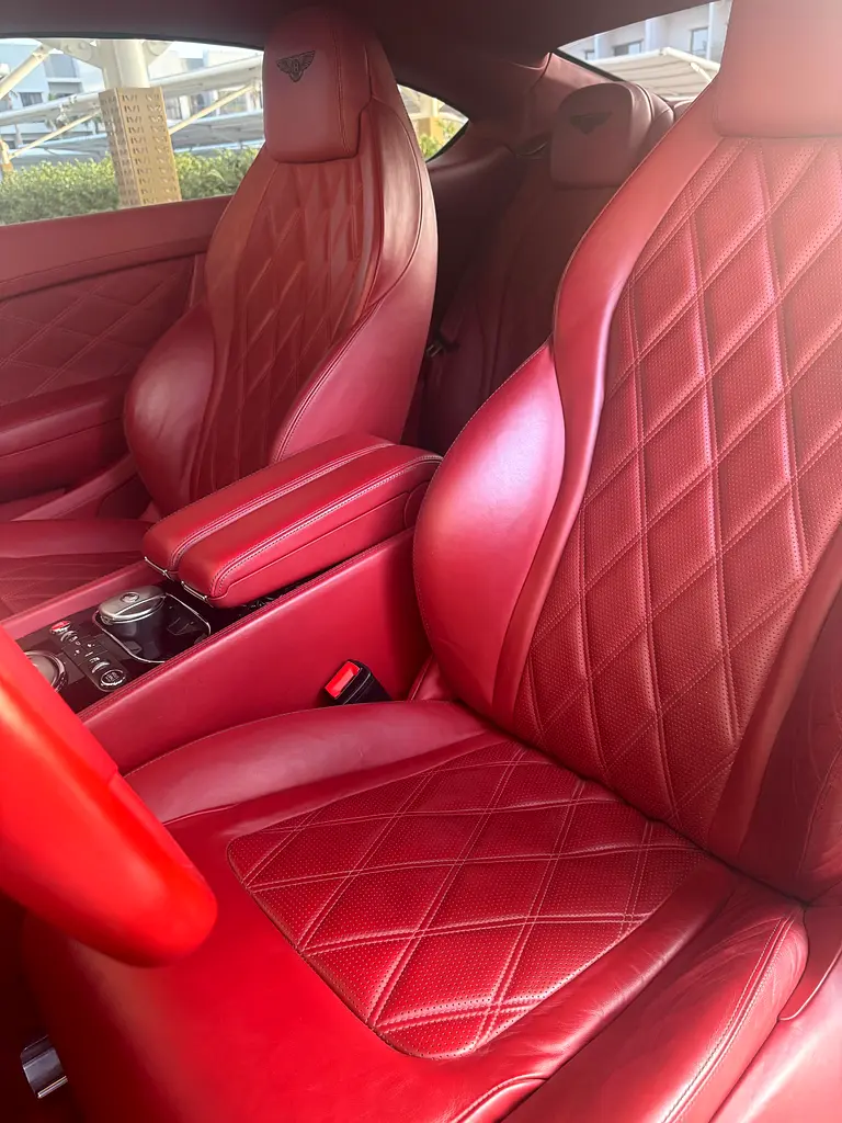 BENTLEY Continental GT 2012 - photo 4 - Import Émirats | International Cars