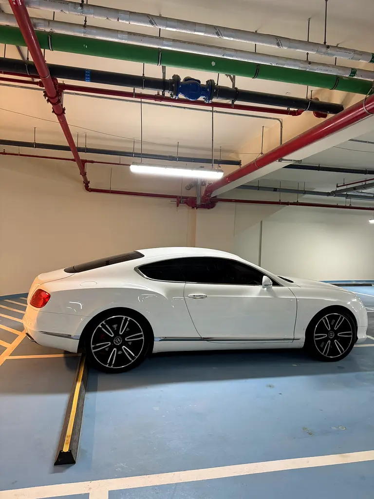 BENTLEY Continental GT 2012 - photo 9 - Import Émirats | International Cars