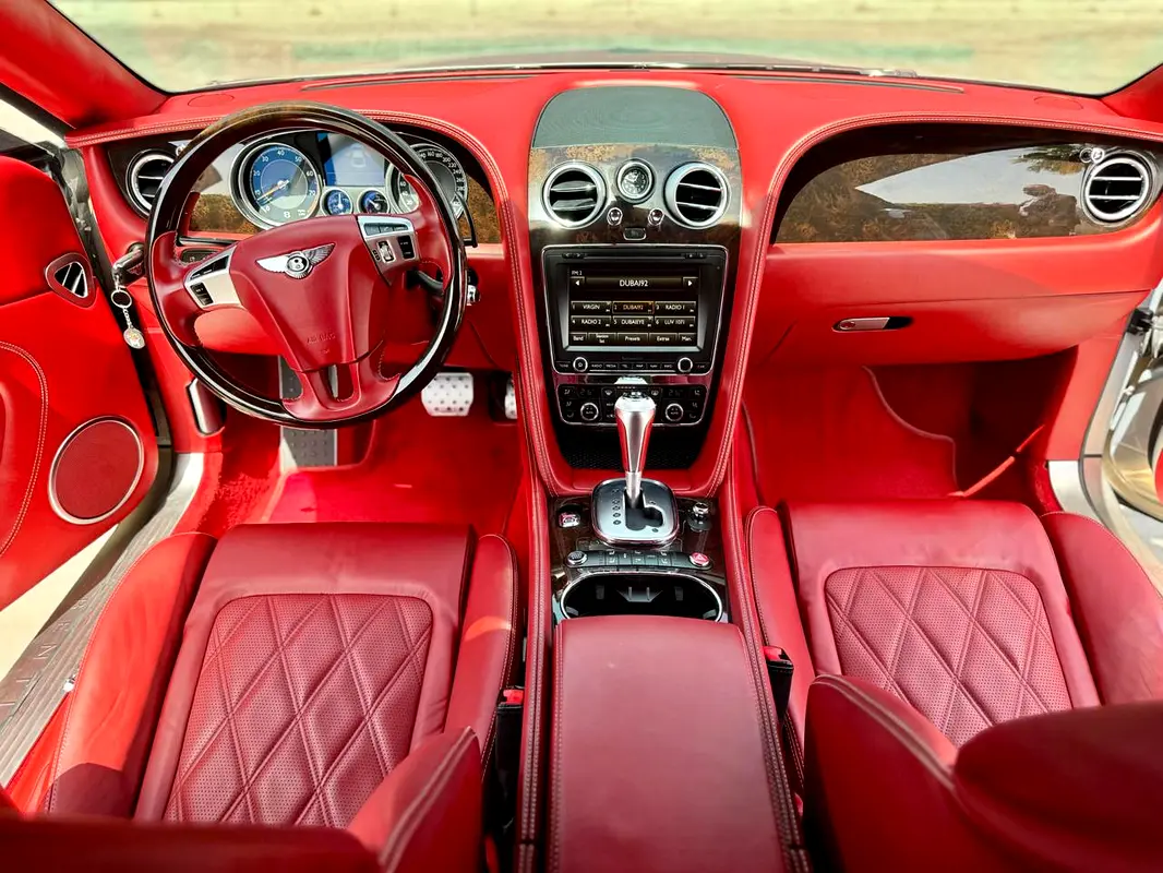 BENTLEY Continental GT 2015 - photo 12 - Import Émirats | International Cars