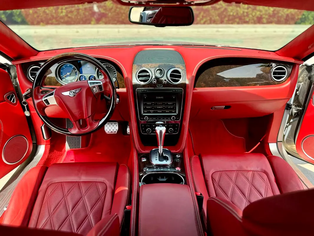 BENTLEY Continental GT 2015 - photo 9 - Import Émirats | International Cars