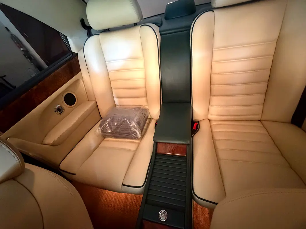 BENTLEY Continental GT 1993 - photo 9 - Import Émirats | International Cars