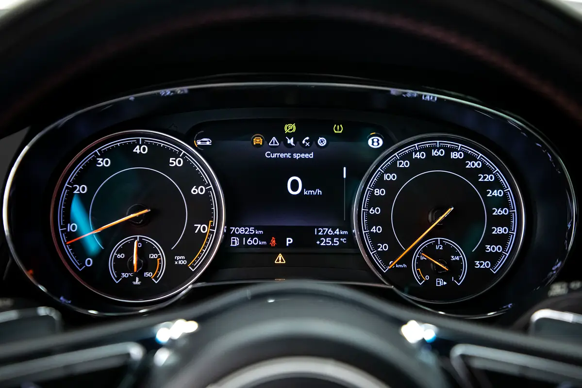 BENTLEY Bentayga Standard 2019 - photo 8 - Import Émirats | International Cars