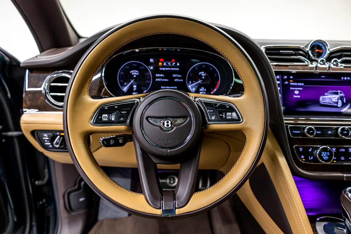 BENTLEY Bentayga First Edition 2021 - photo 12 - Import Émirats | International Cars