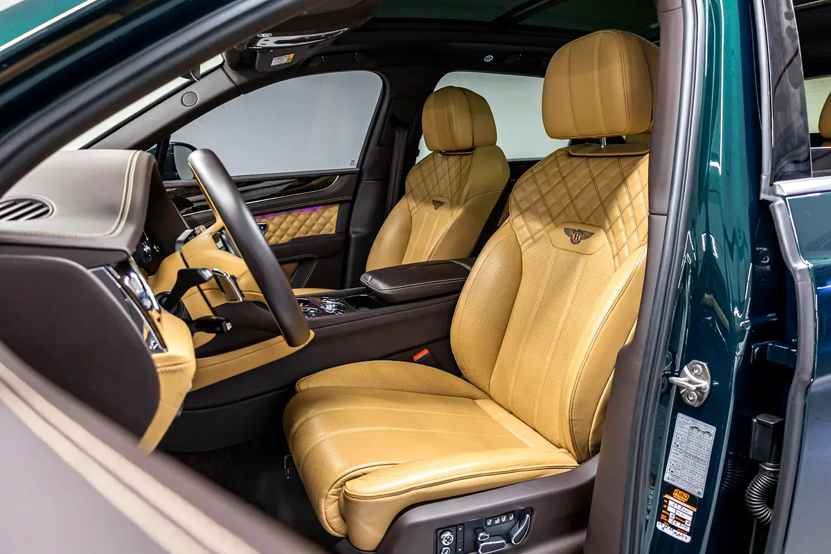 BENTLEY Bentayga First Edition 2021 - photo 8 - Import Émirats | International Cars