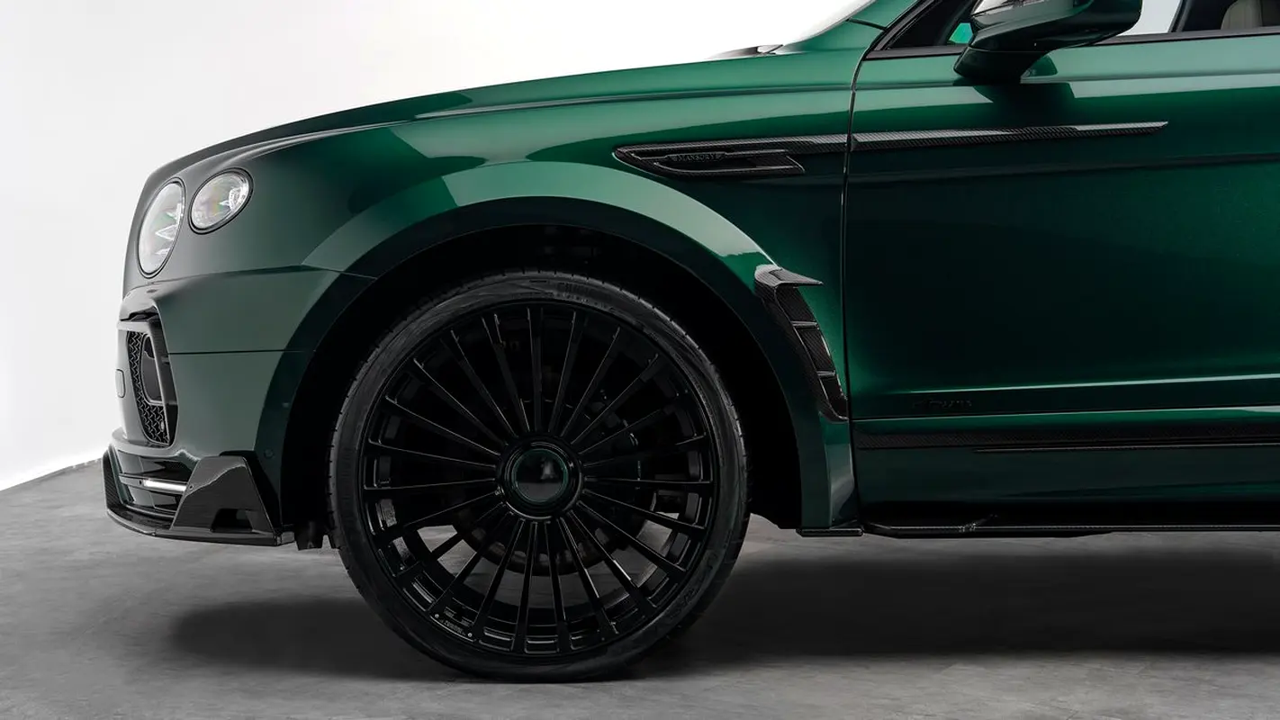 BENTLEY Bentayga EWB Azure 2023 - photo 6 - Import Émirats | International Cars