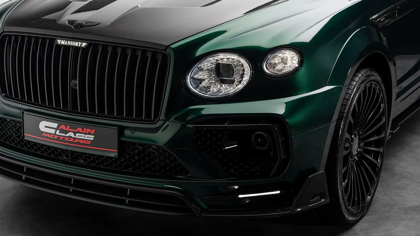 BENTLEY Bentayga EWB Azure 2023 - photo 7 - Import Émirats | International Cars