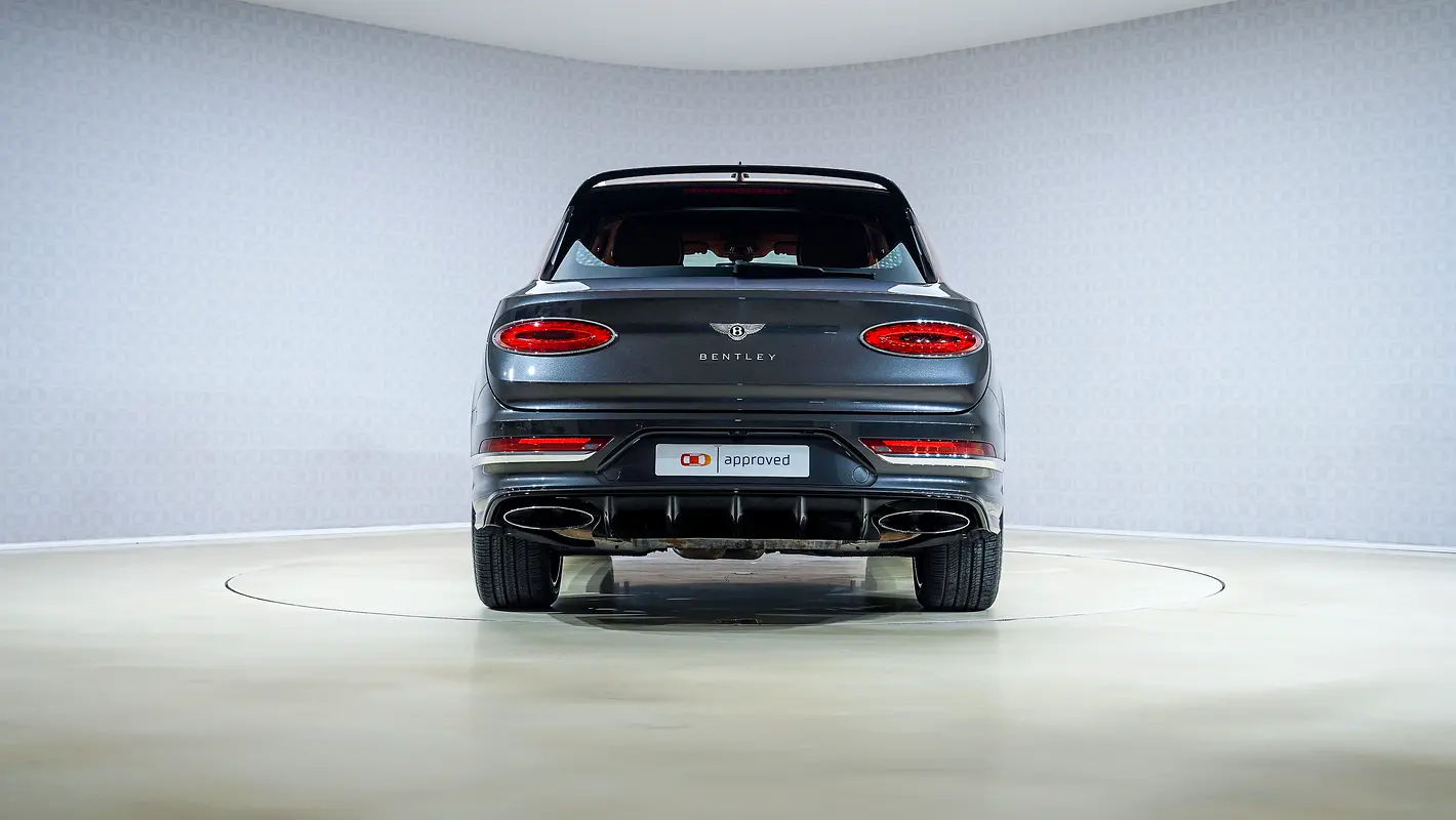 BENTLEY Bentayga W12 Speed 2022 - photo 10 - Import Émirats | International Cars