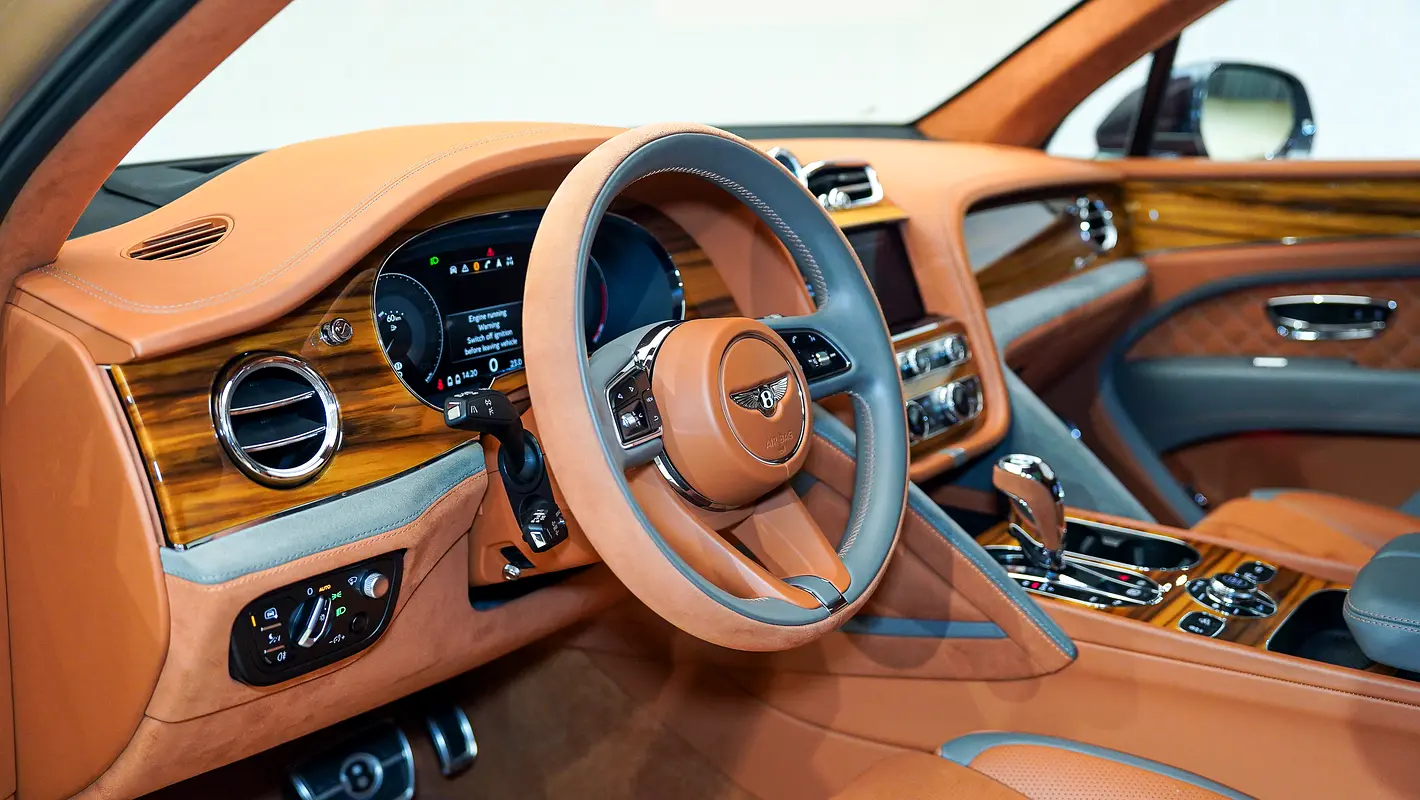 BENTLEY Bentayga W12 Speed 2022 - photo 4 - Import Émirats | International Cars