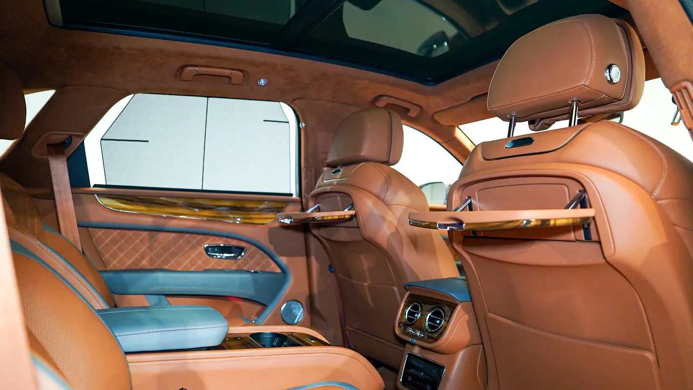 BENTLEY Bentayga W12 Speed 2022 - photo 5 - Import Émirats | International Cars