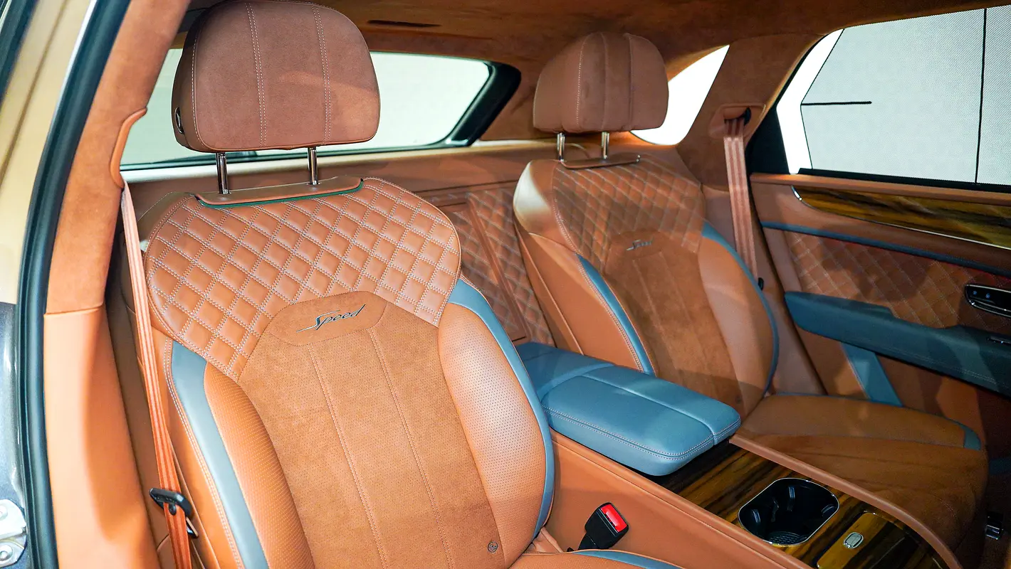 BENTLEY Bentayga W12 Speed 2022 - photo 7 - Import Émirats | International Cars