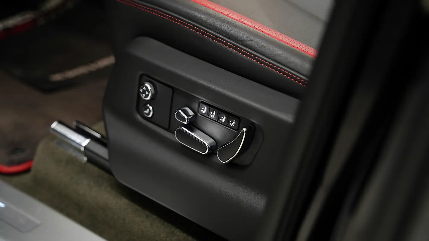 BENTLEY Bentayga Standard 2022 - photo 10 - Import Émirats | International Cars