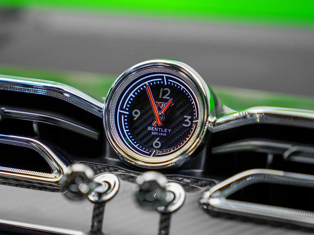 BENTLEY Bentayga Design Series 2022 - photo 10 - Import Émirats | International Cars