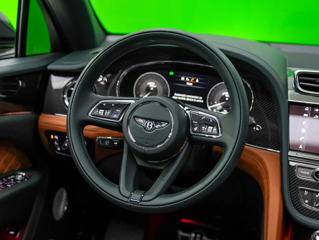 BENTLEY Bentayga Design Series 2022 - photo 9 - Import Émirats | International Cars