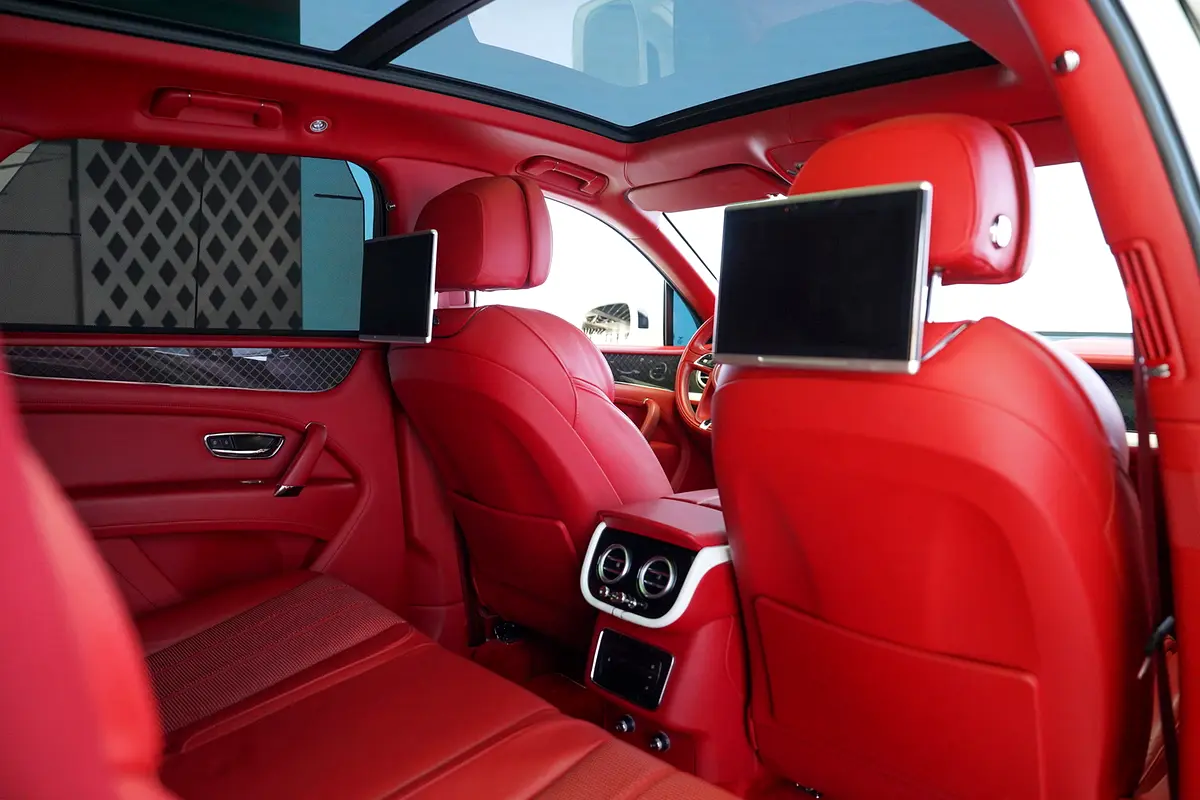 BENTLEY Bentayga Design Series 2020 - photo 12 - Import Émirats | International Cars