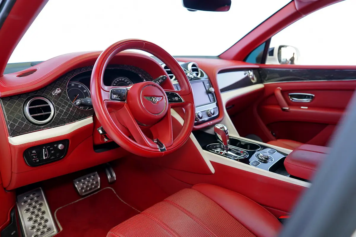 BENTLEY Bentayga Design Series 2020 - photo 7 - Import Émirats | International Cars