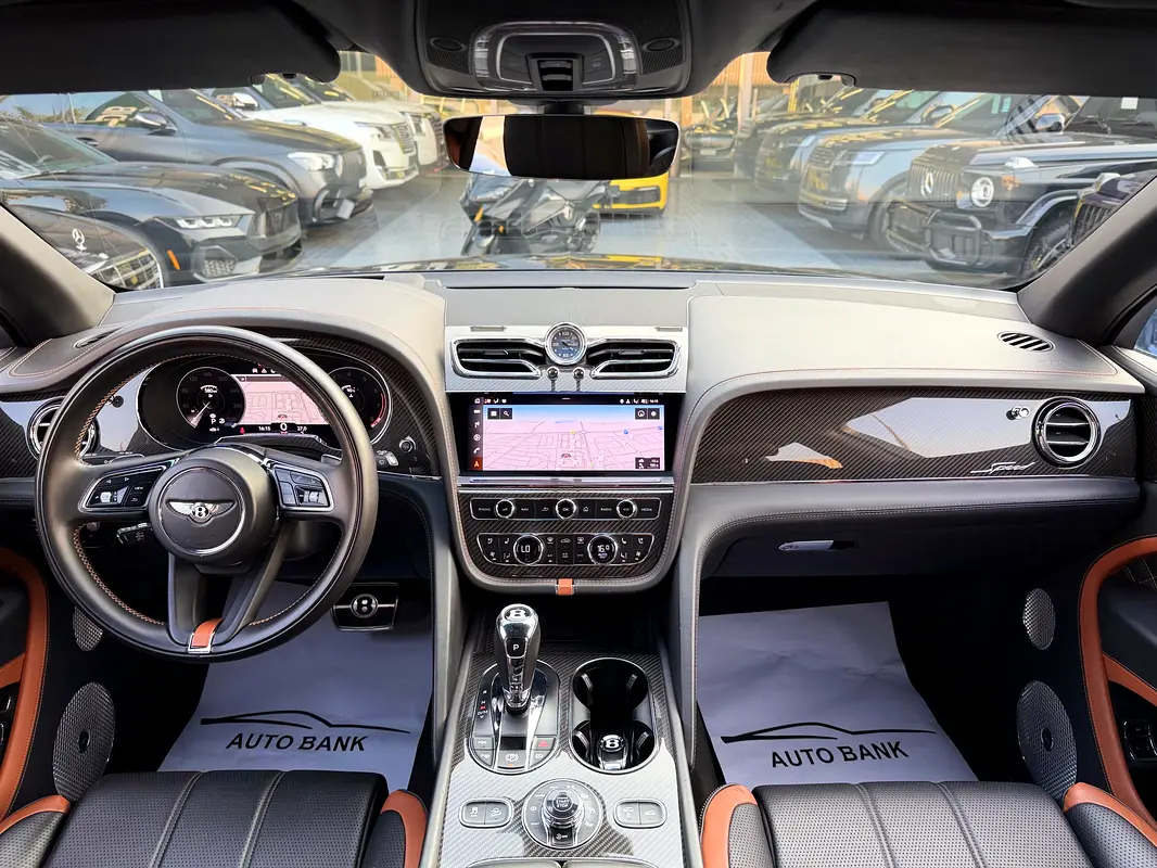 BENTLEY Bentayga W12 Speed 2021 - photo 9 - Import Émirats | International Cars
