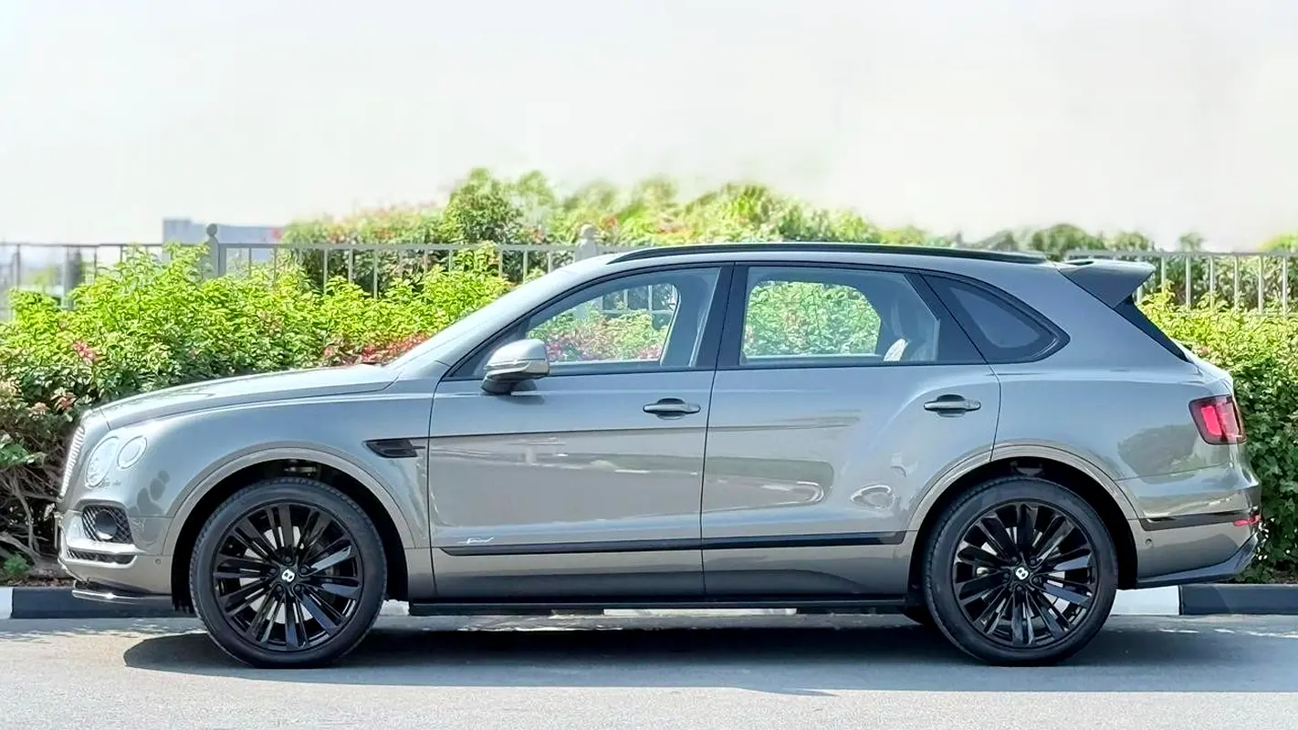 BENTLEY Bentayga W12 Speed 2020 - photo 5 - Import Émirats | International Cars