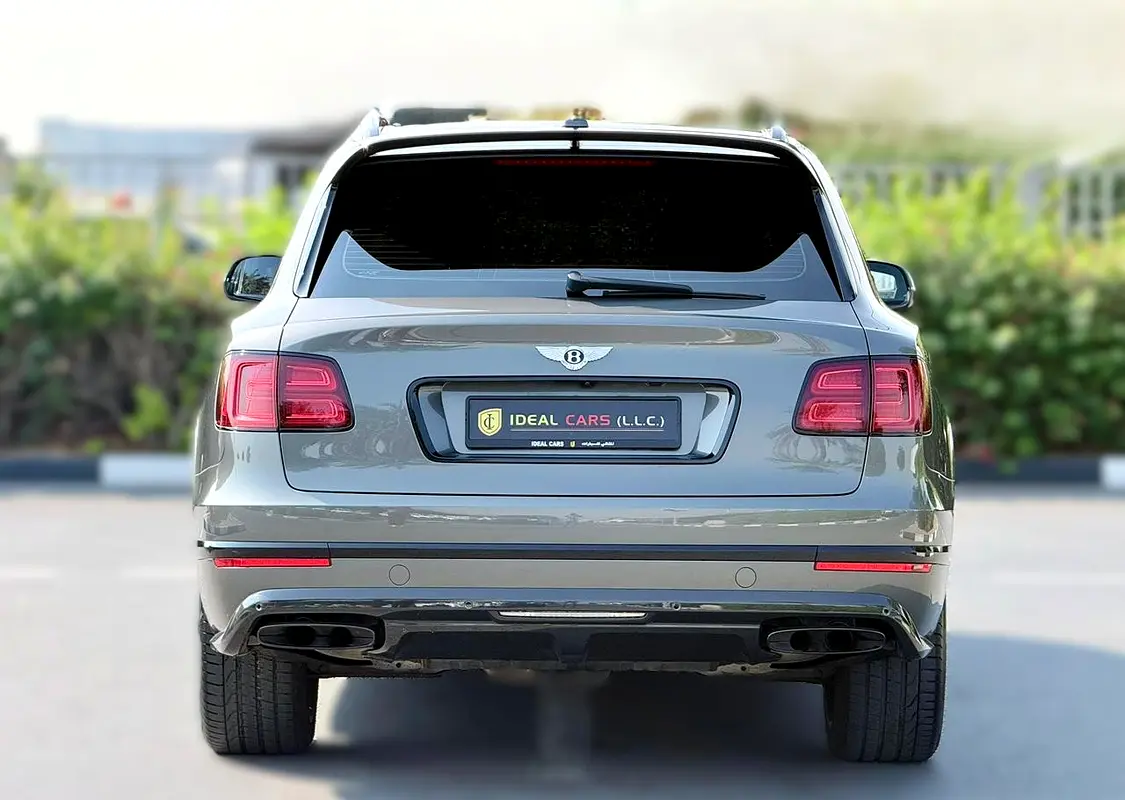 BENTLEY Bentayga W12 Speed 2020 - photo 6 - Import Émirats | International Cars