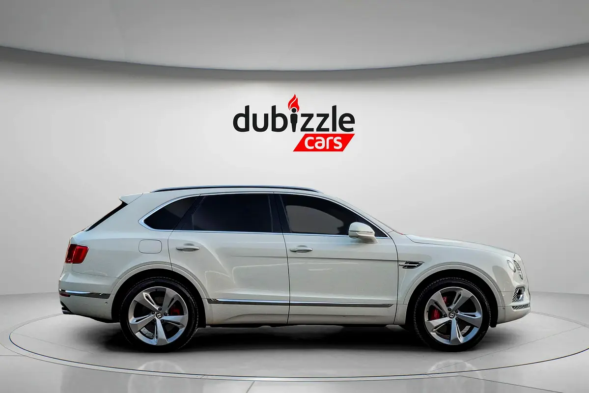 BENTLEY Bentayga W12 Mulliner 2019 - photo 7 - Import Émirats | International Cars