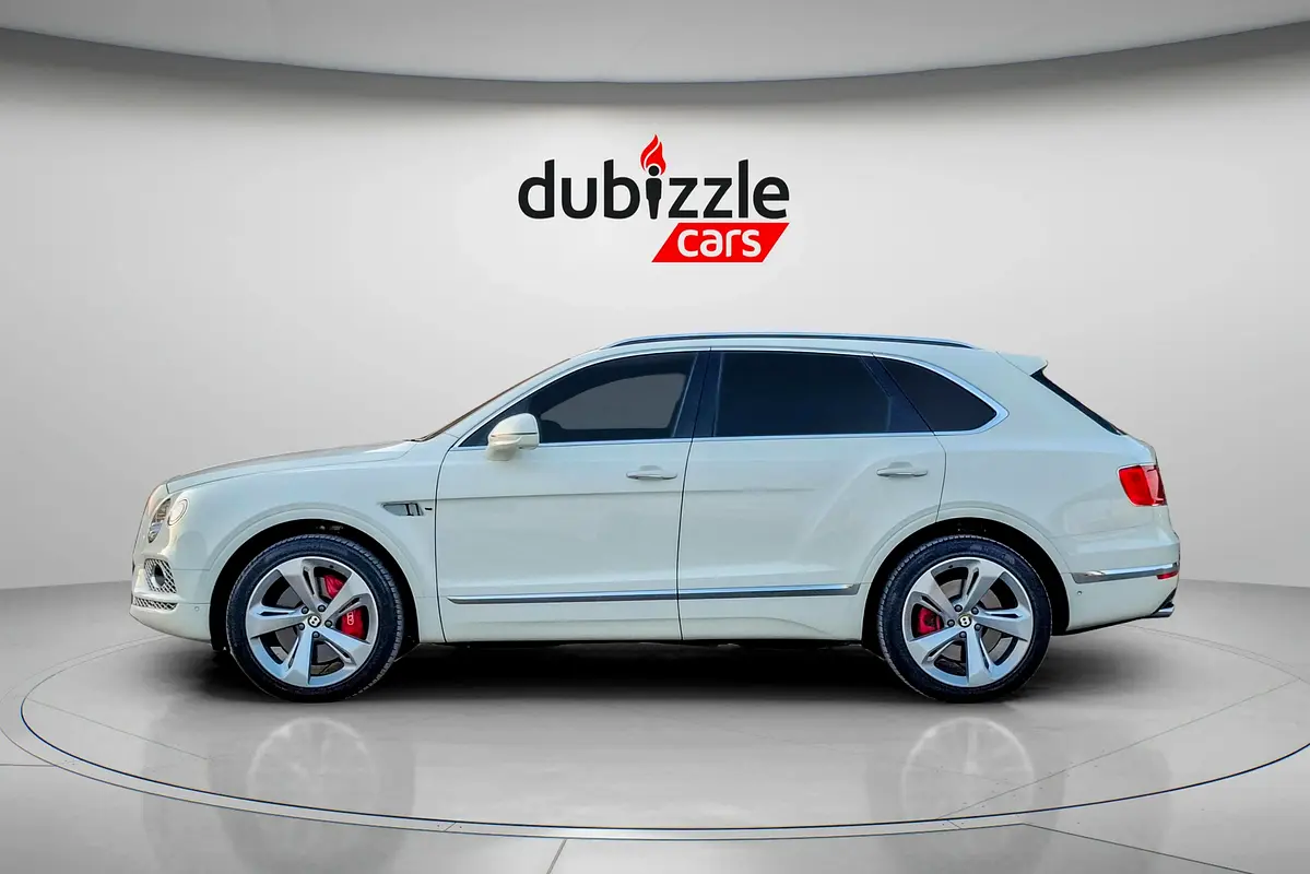 BENTLEY Bentayga W12 Mulliner 2019 - photo 8 - Import Émirats | International Cars