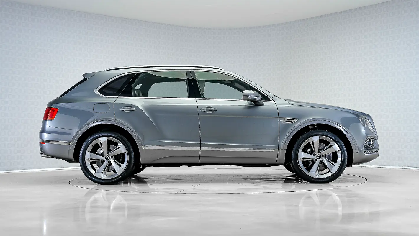 BENTLEY Bentayga W12 AWD 2017 - photo 4 - Import Émirats | International Cars