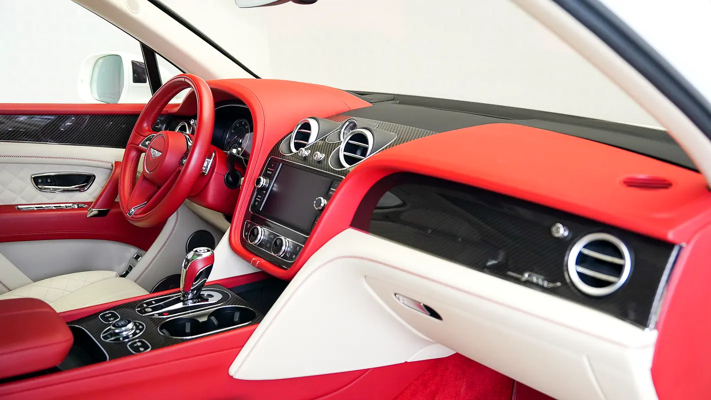 BENTLEY Bentayga W12 Speed 2020 - photo 6 - Import Émirats | International Cars