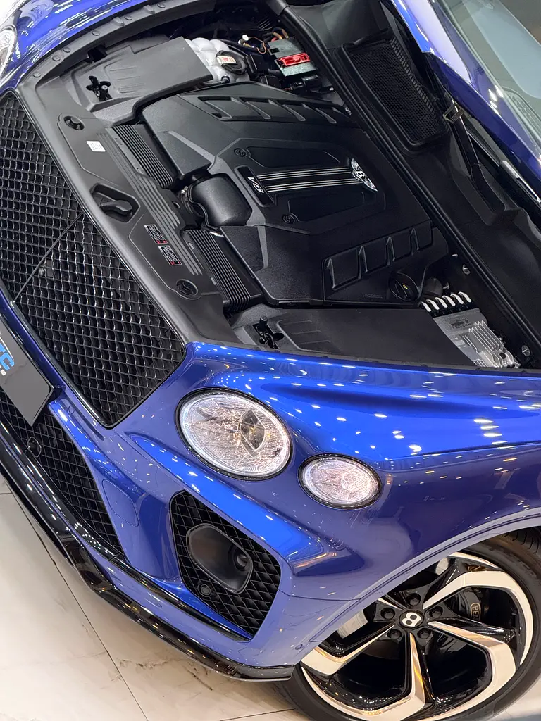 BENTLEY Bentayga S 2022 - photo 6 - Import Émirats | International Cars