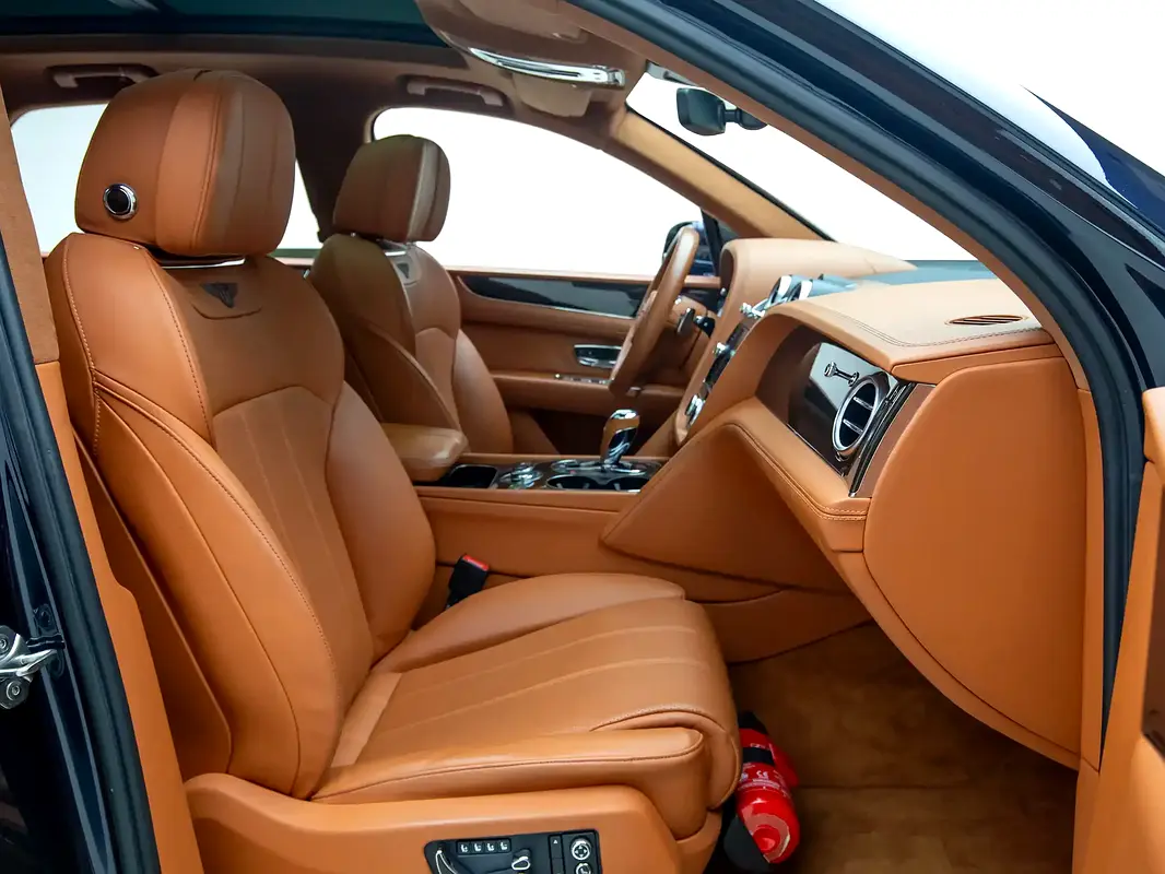 BENTLEY Bentayga Standard 2018 - photo 11 - Import Émirats | International Cars