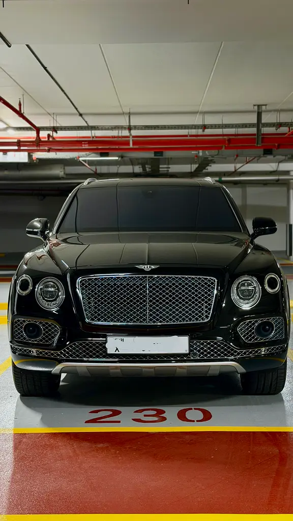 BENTLEY Bentayga Signature 2018