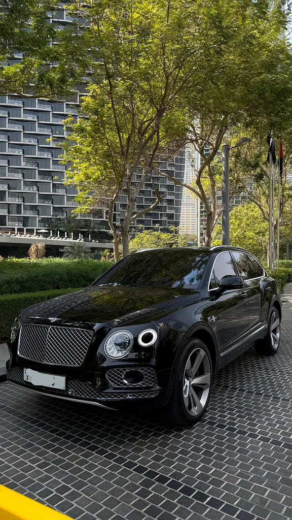 BENTLEY Bentayga Signature 2018 - photo 2 - Import Émirats | International Cars