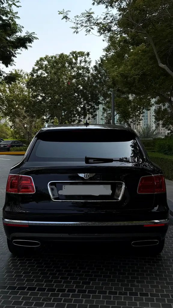 BENTLEY Bentayga Signature 2018 - photo 3 - Import Émirats | International Cars