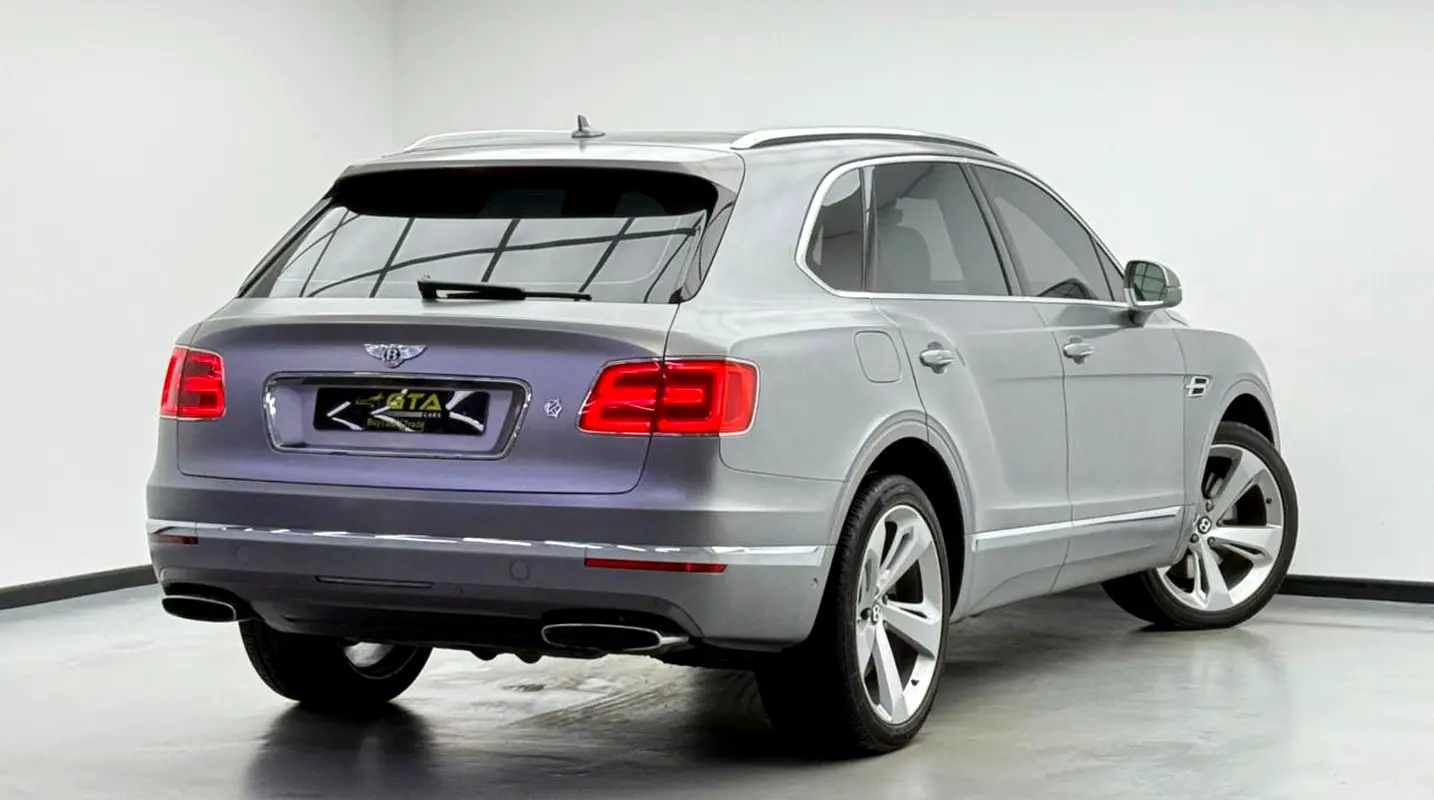 BENTLEY Bentayga First Edition 2017 - photo 4 - Import Émirats | International Cars