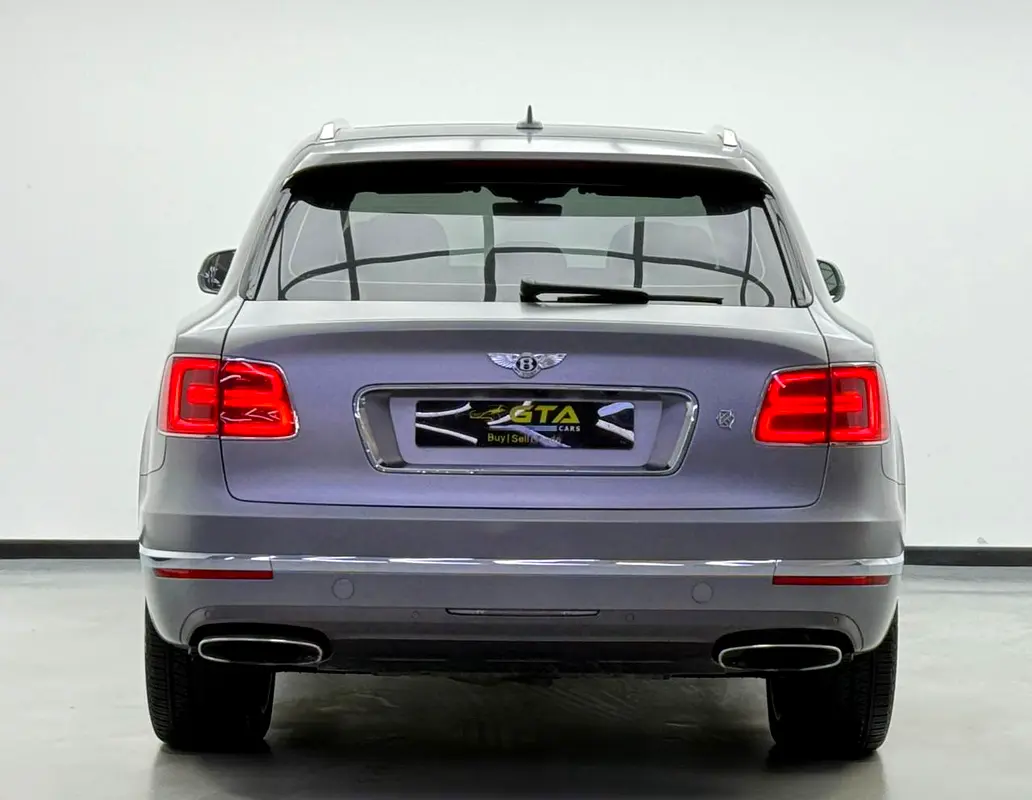 BENTLEY Bentayga First Edition 2017 - photo 5 - Import Émirats | International Cars