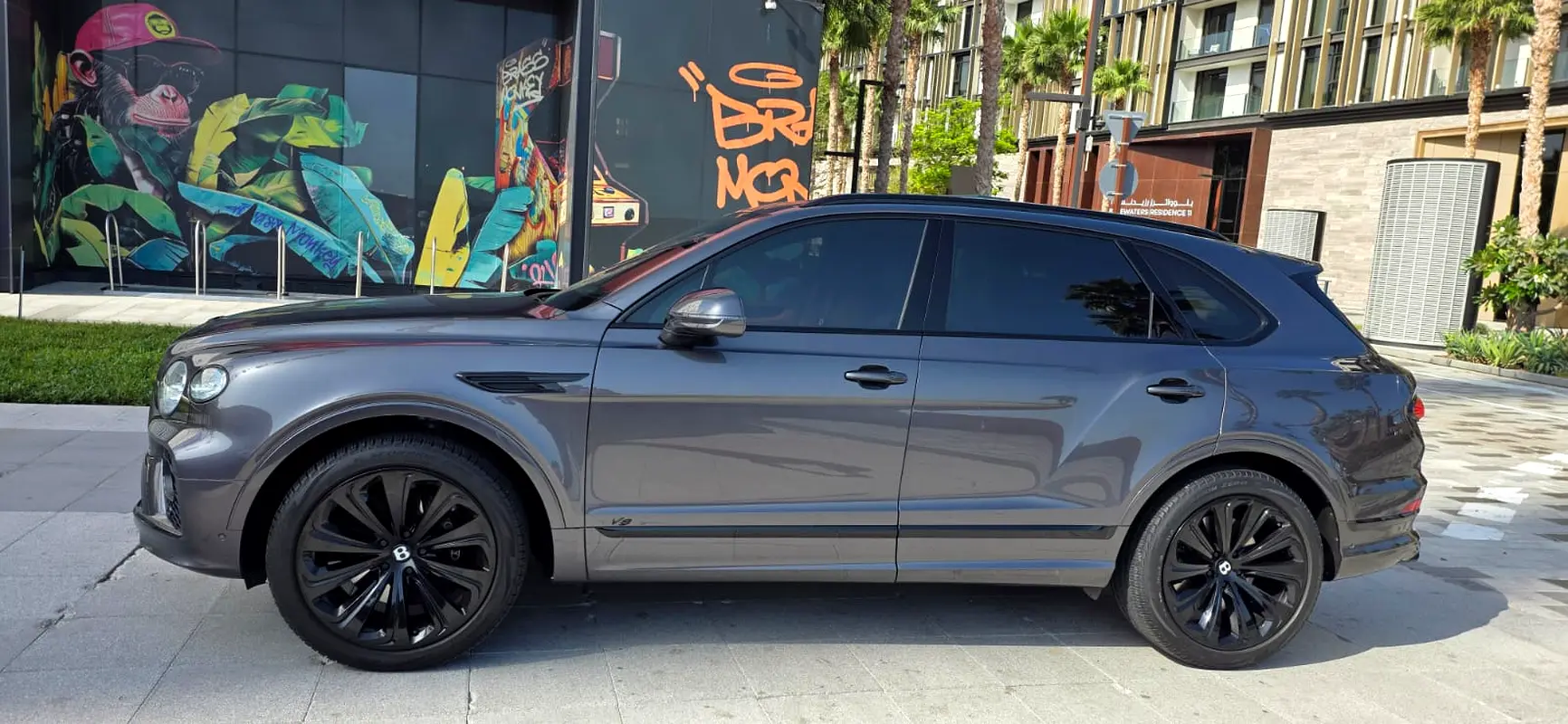 BENTLEY Bentayga Standard 2022 - photo 4 - Import Émirats | International Cars