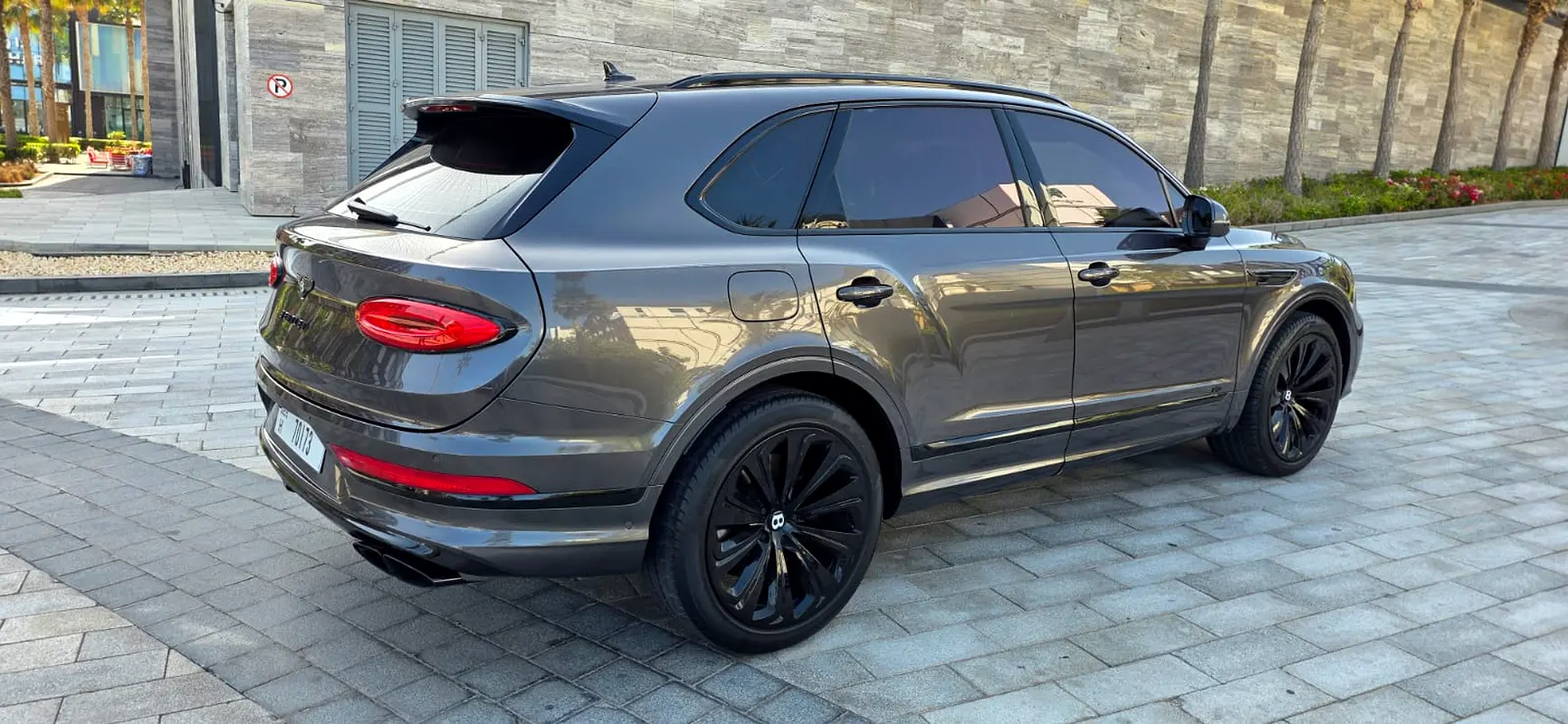 BENTLEY Bentayga Standard 2022 - photo 7 - Import Émirats | International Cars