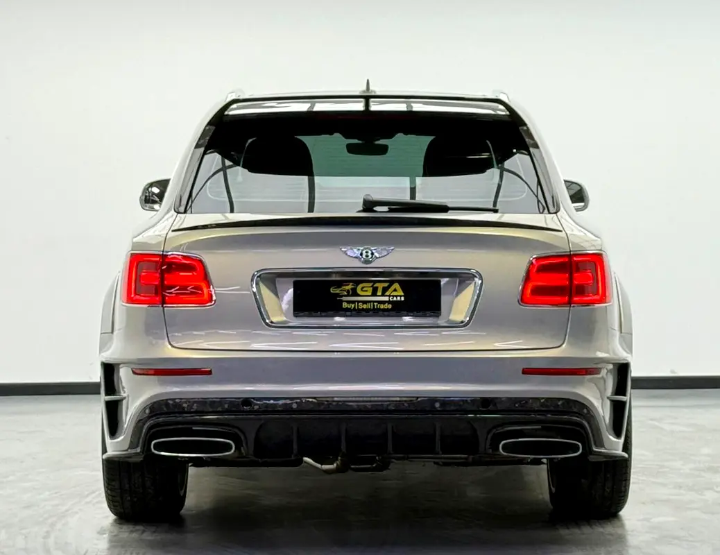 BENTLEY Bentayga W12 AWD 2017 - photo 5 - Import Émirats | International Cars