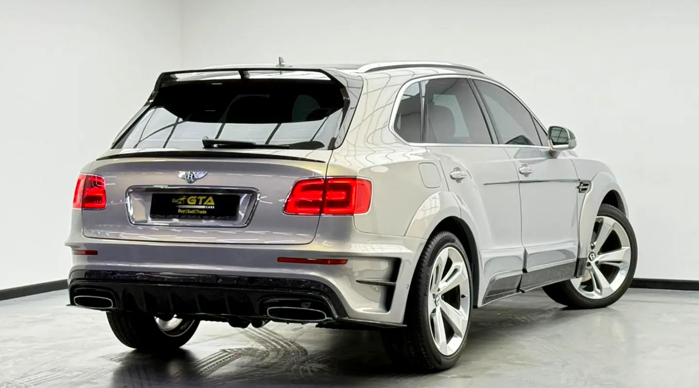 BENTLEY Bentayga W12 AWD 2017 - photo 6 - Import Émirats | International Cars
