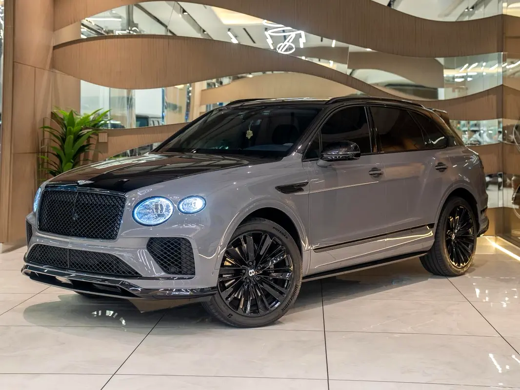 BENTLEY Bentayga W12 Speed 2021 - photo 3 - Import Émirats | International Cars