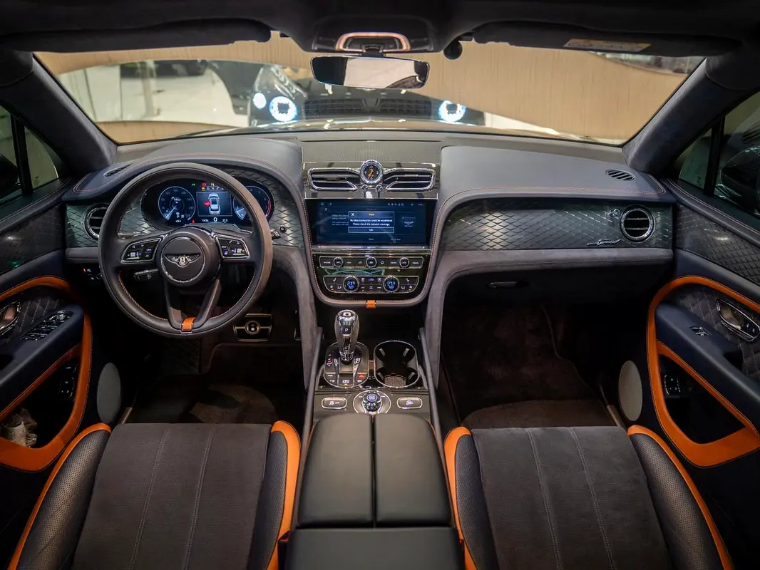 BENTLEY Bentayga W12 Speed 2021 - photo 6 - Import Émirats | International Cars