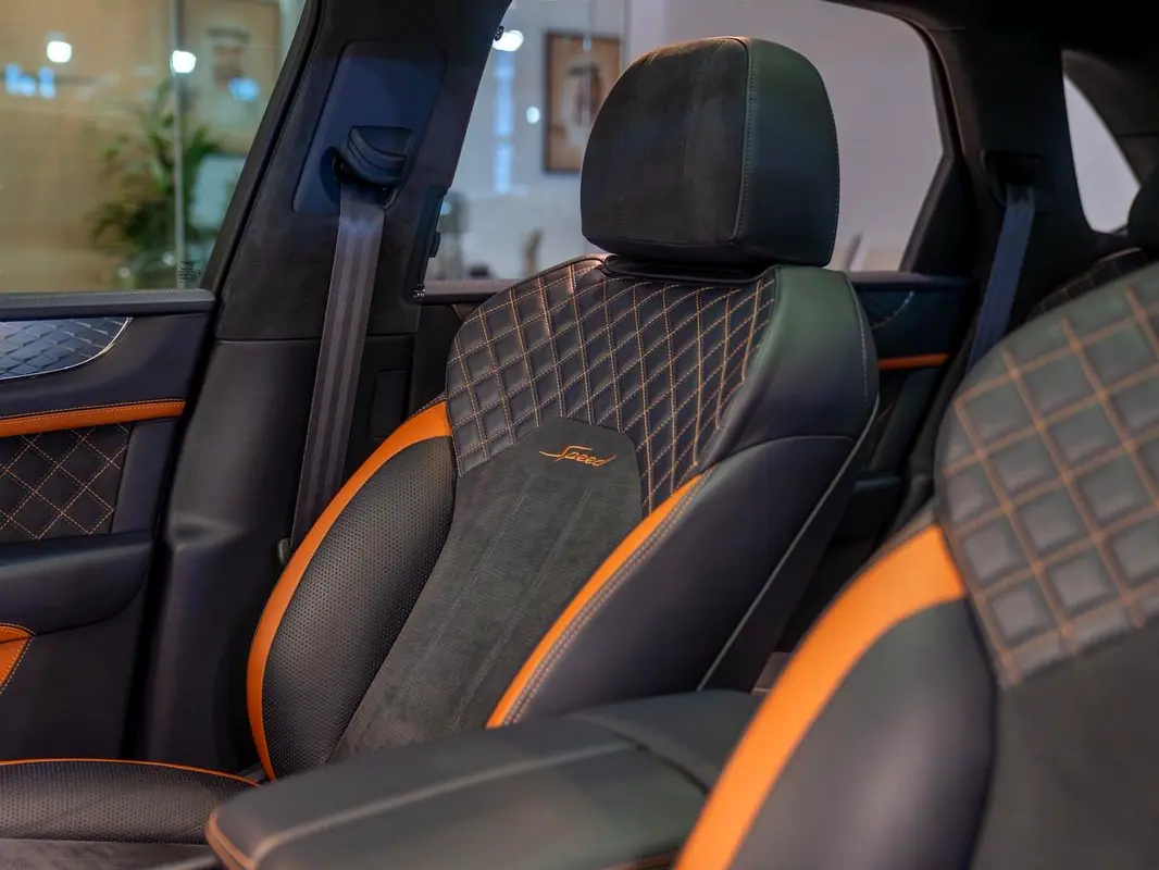 BENTLEY Bentayga W12 Speed 2021 - photo 8 - Import Émirats | International Cars