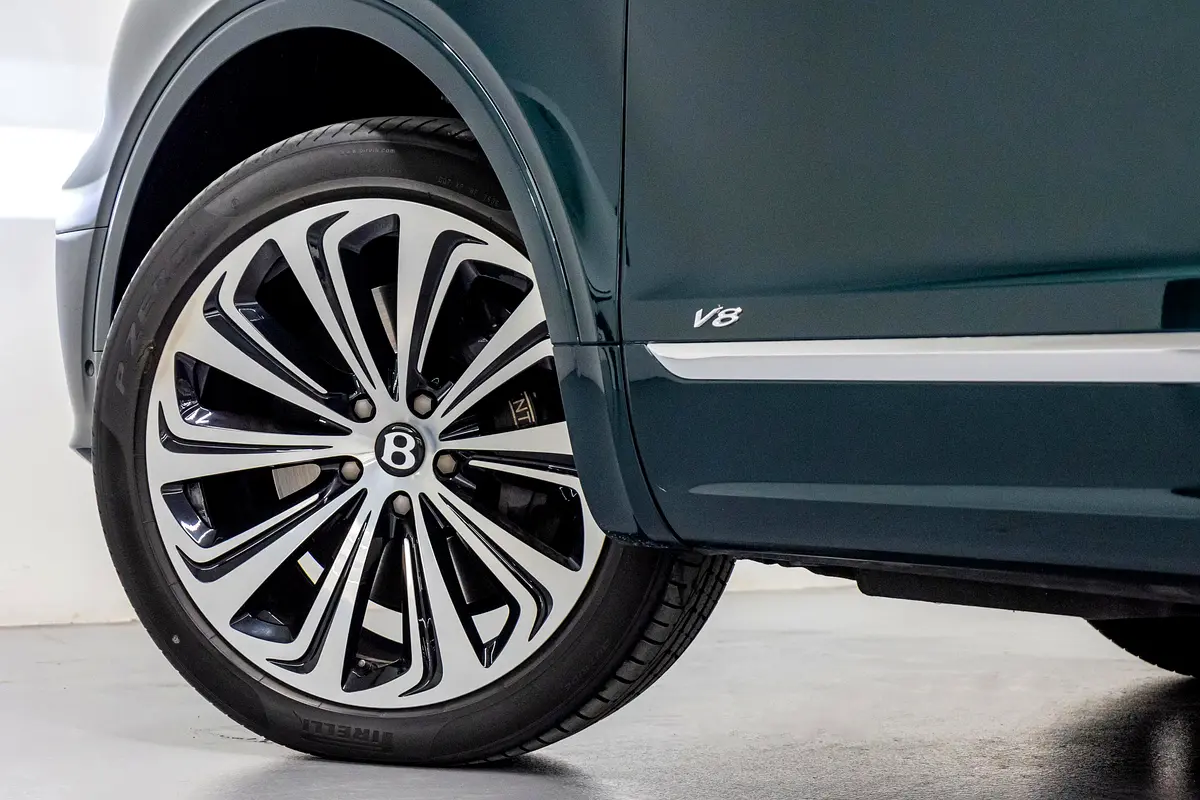 BENTLEY Bentayga First Edition 2021 - photo 5 - Import Émirats | International Cars