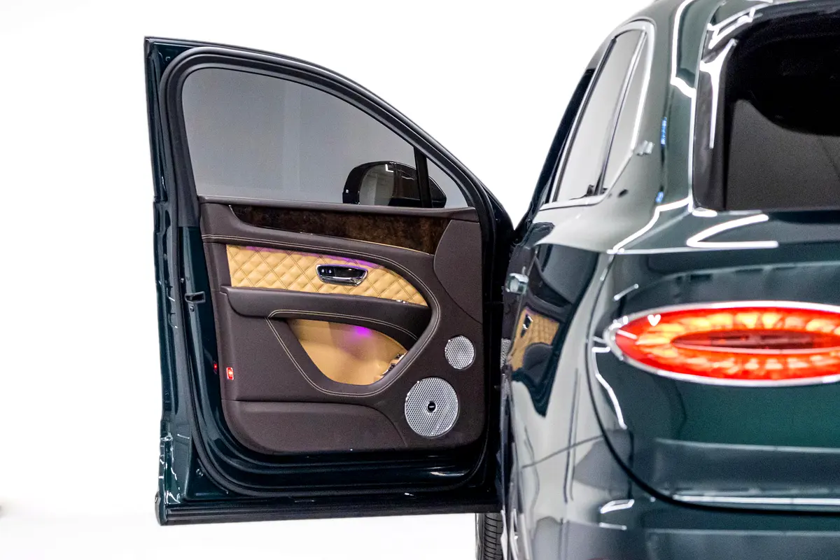 BENTLEY Bentayga First Edition 2021 - photo 6 - Import Émirats | International Cars