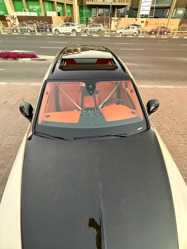 BENTLEY Bentayga W12 Mulliner 2017 - photo 8 - Import Émirats | International Cars